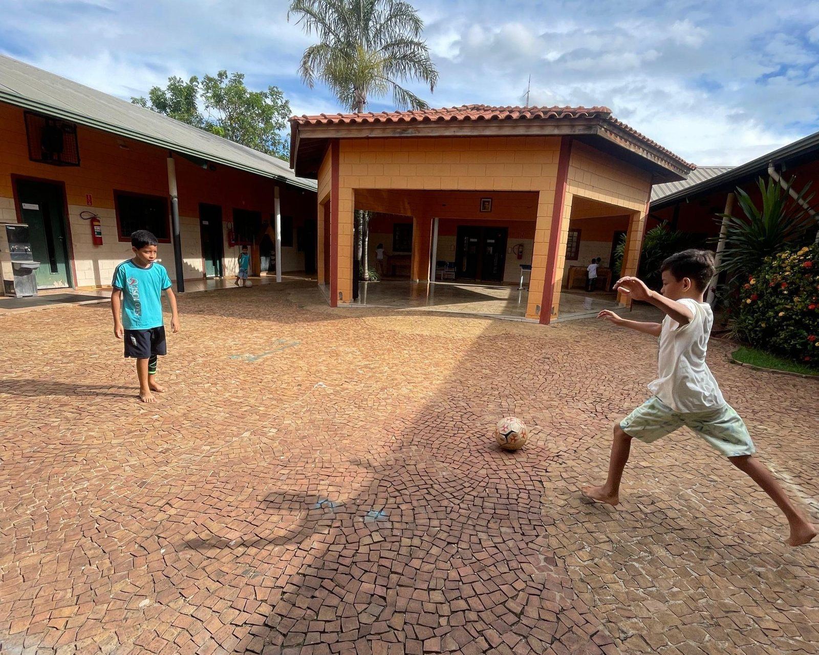 Cotidiano de convivência na Casa de Dom Bosco